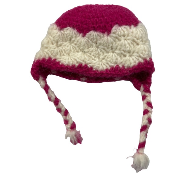 Two Bonnet Hats and Beanie Hat - Picture 4 of 7